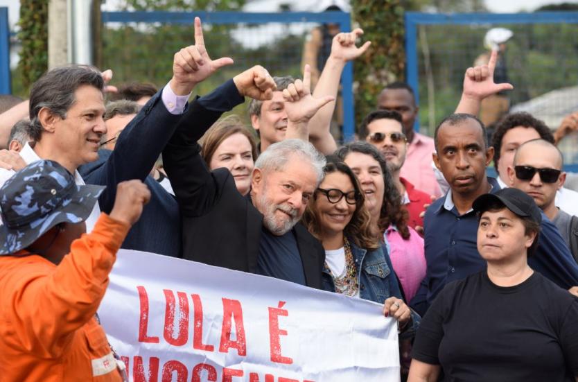 Lula libre: &quot;no tengo odio por nadie&quot;, dijo el expresidente de Brasil tras dejar la prisión 